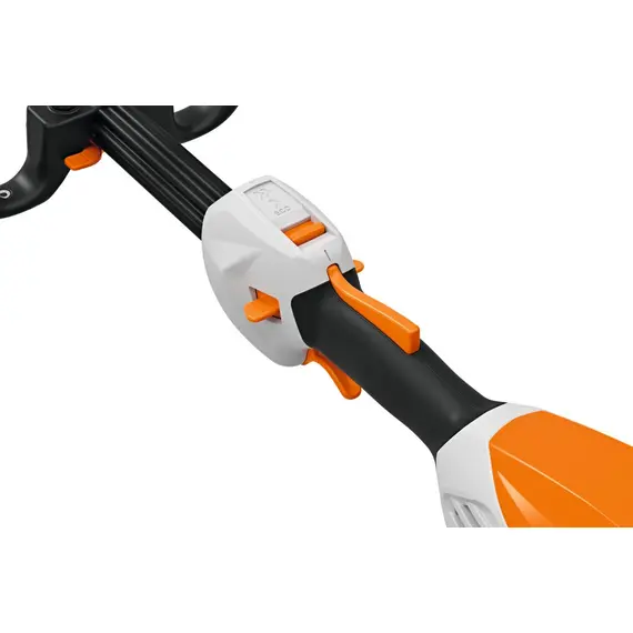 Set motocoasa STIHL FSA 70 R cu acumulator AK 20 si incarcator AL 101