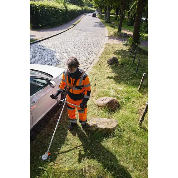 Motocoasa cu acumulator STIHL RGA 140 - CADOU: Acumulator AP 300 S si Incarcator AL 301 (FA022000006)