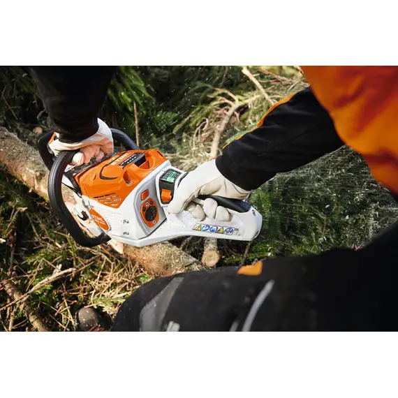 Motofierastrau cu acumulator STIHL MSA 300 - CADOU: Acumulator AP 500 S si Incarcator AL 501 (MA022000014)
