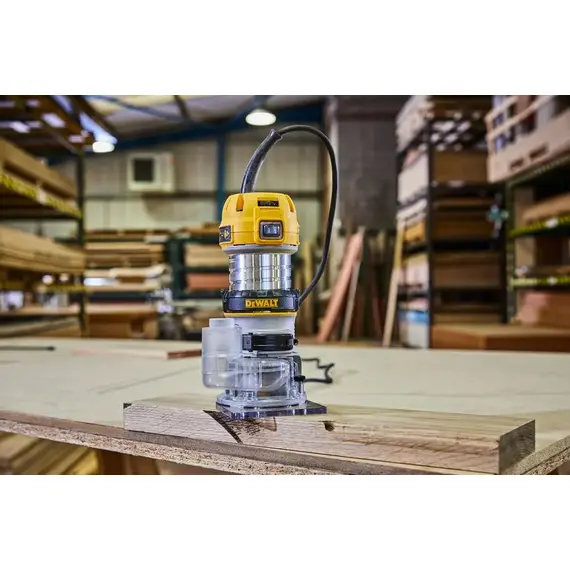 Masina de frezat compacta DeWalt D26200-QS, 8 mm, 900 W, 27000 RPM