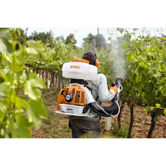 PACHET Atomizor STIHL SR 450 + Ulei amestec HP Ultra 1 L, 3.9 CP, Rezervor 14 L