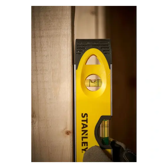 Nivela magnetica Stanley Torpedo 0-43-511, 23 cm, 3 fiole, Aluminiu